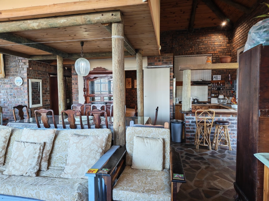 4 Bedroom Property for Sale in Bettys Bay Western Cape